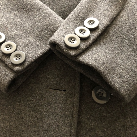 Woman’s Wool Coat - Picture 2 of 7